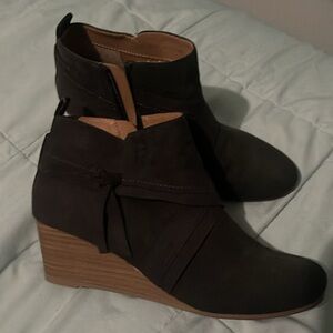 Booties they are dark charcoal brown 8.5